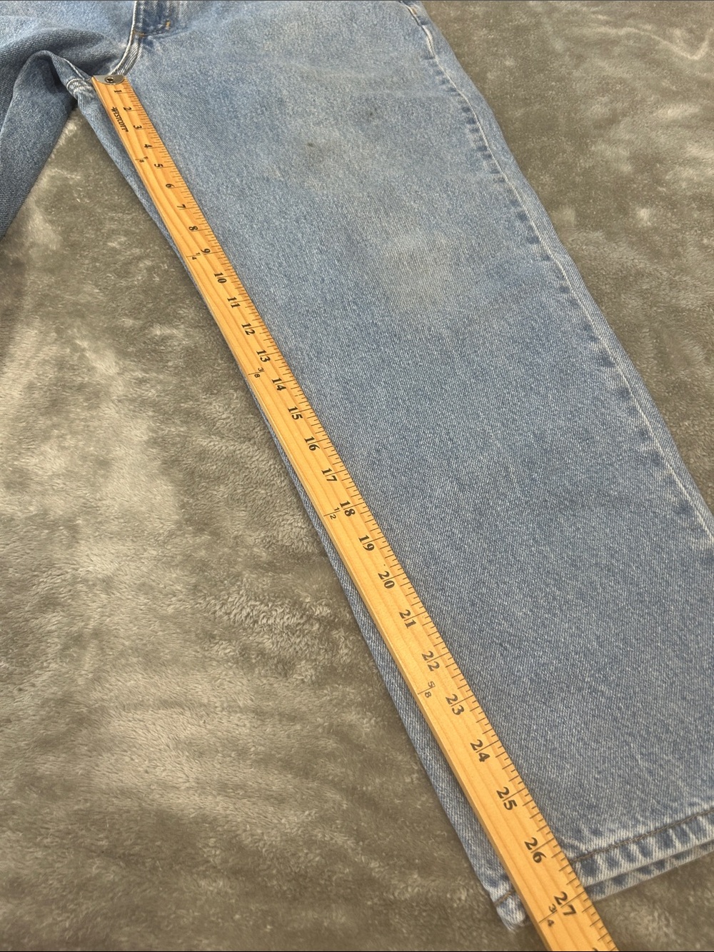 Carhartt B17 Relaxed Fit Tapered Jeans Mens 34x27 Light Wash Workwear Denim - Picture 6 of 15